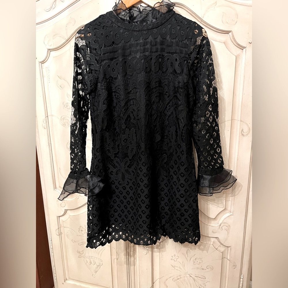 Black lace mini party dress